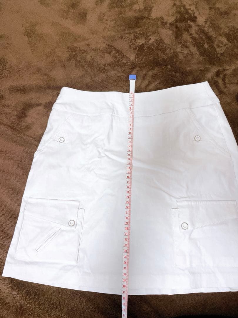 ホワイトミニスカート ポケット付き ゴルフウェア　インパン付き　スコート