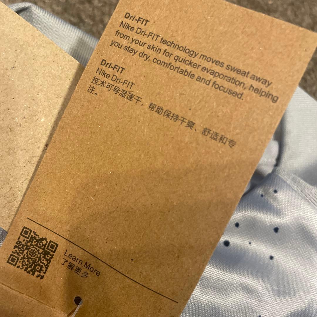 パリサンジェルマン (PSG) Jordan プラクティスシャツ　新品