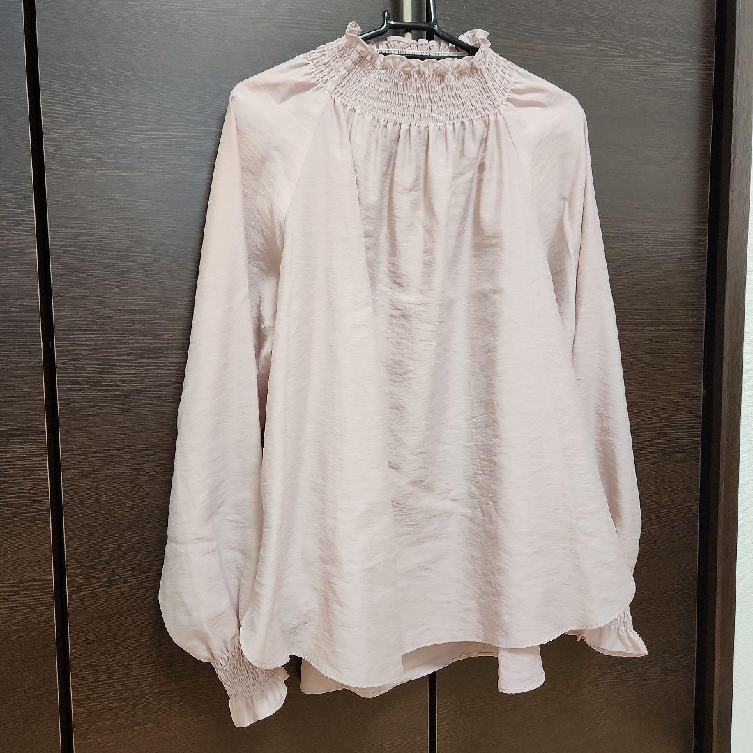 本日限定！【美品】SHIPS シャーリング ネック 長袖 ブラウス ピンク