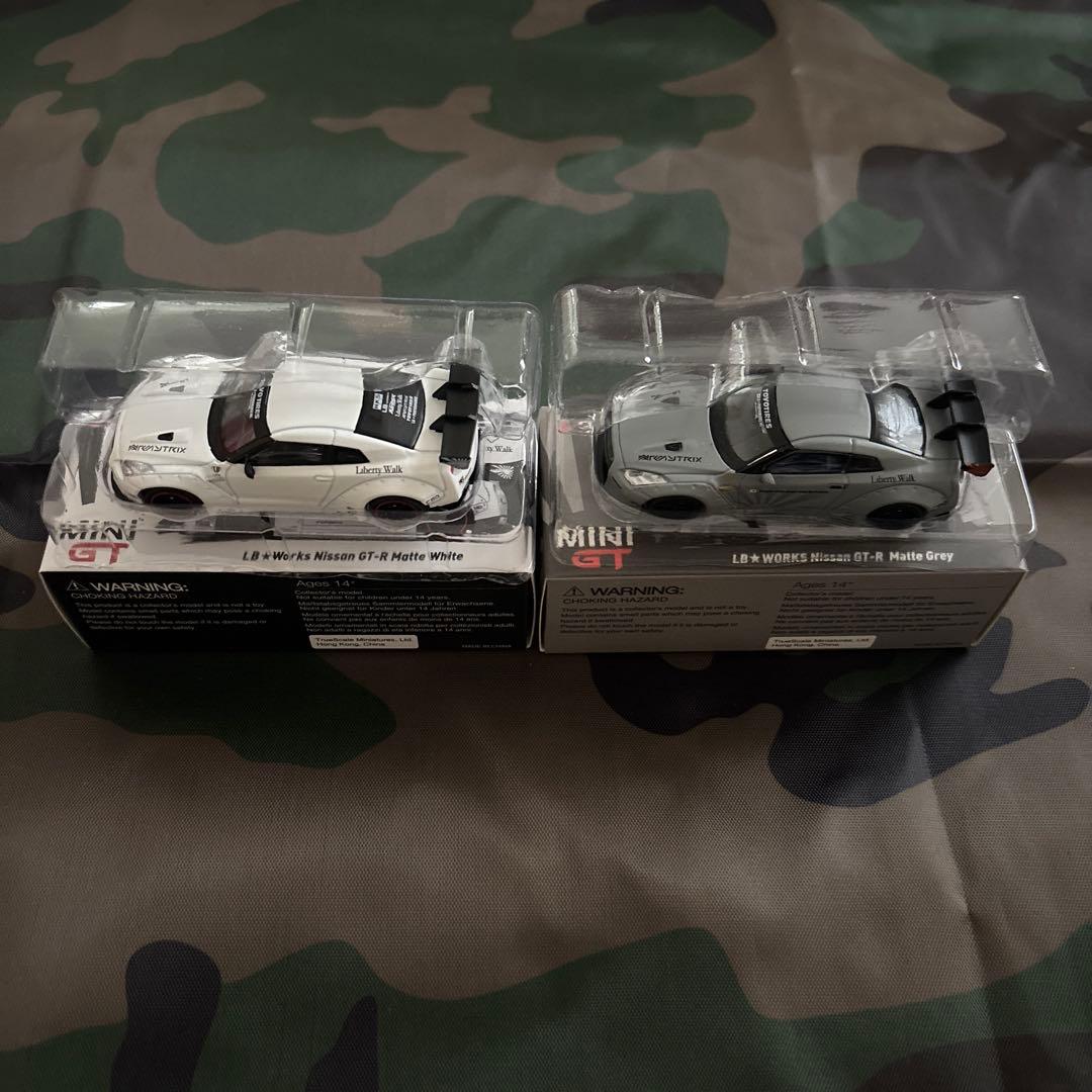 MiNiGT LBworks Nissan GT-R 2台セット