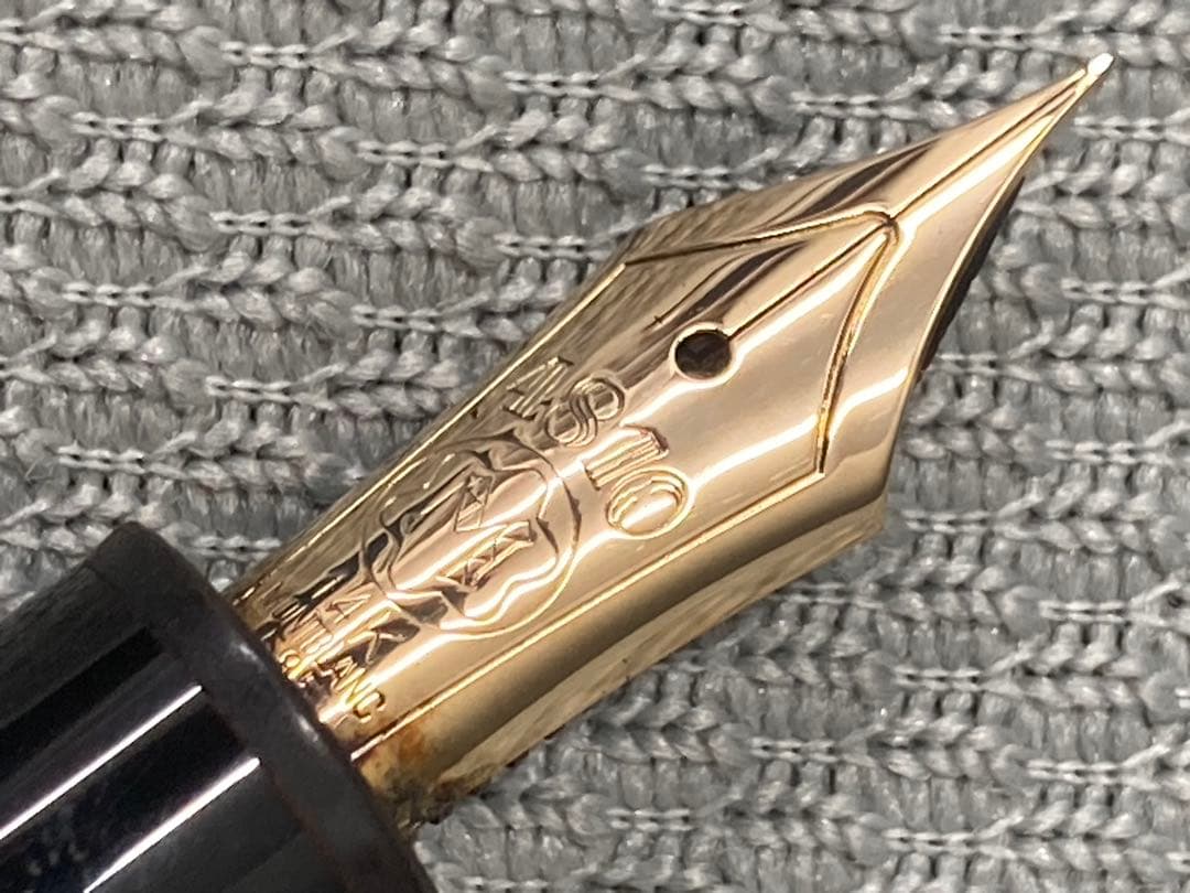 Mont Blanc 万年筆 ホワイトスター付き