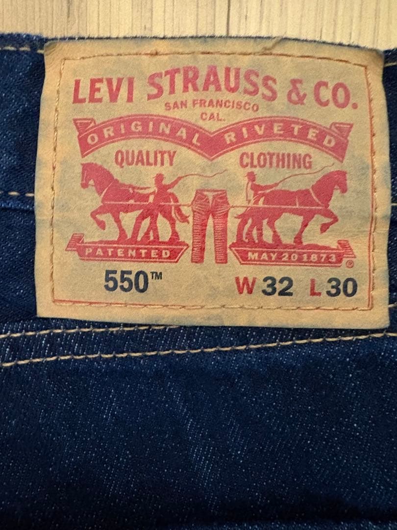 Levi’sセットアップ デニムジャケット Levi’s 550 白T