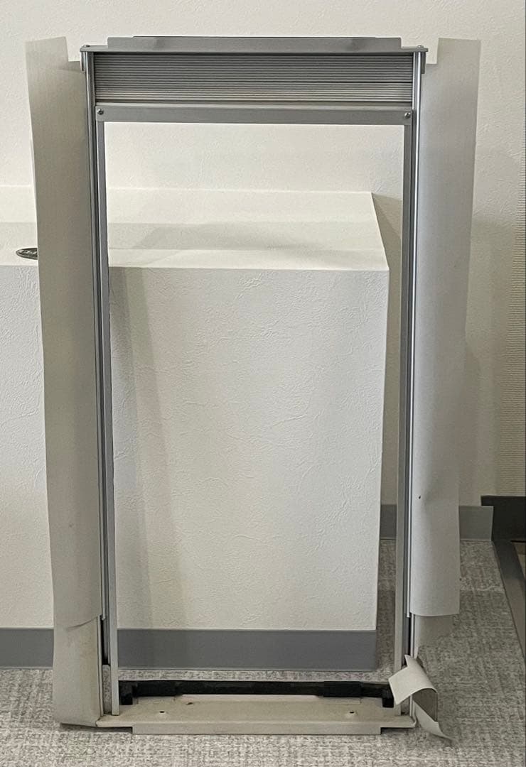 P*V様 KOIZUMI 窓用エアコン KAW-1692 2019年製