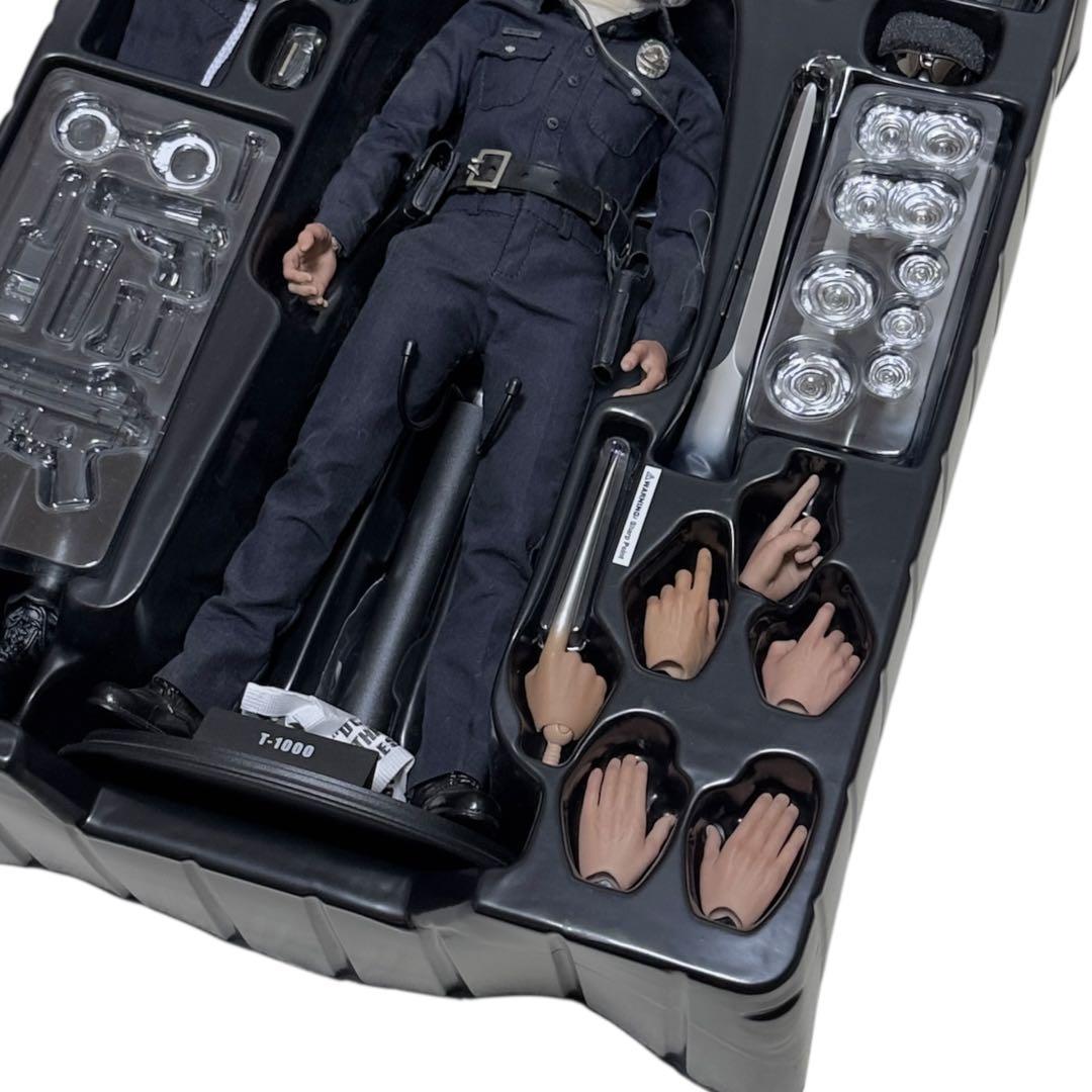 最終価格【状態必読☆長期保管】Hot Toys T2 T-1000 1/6