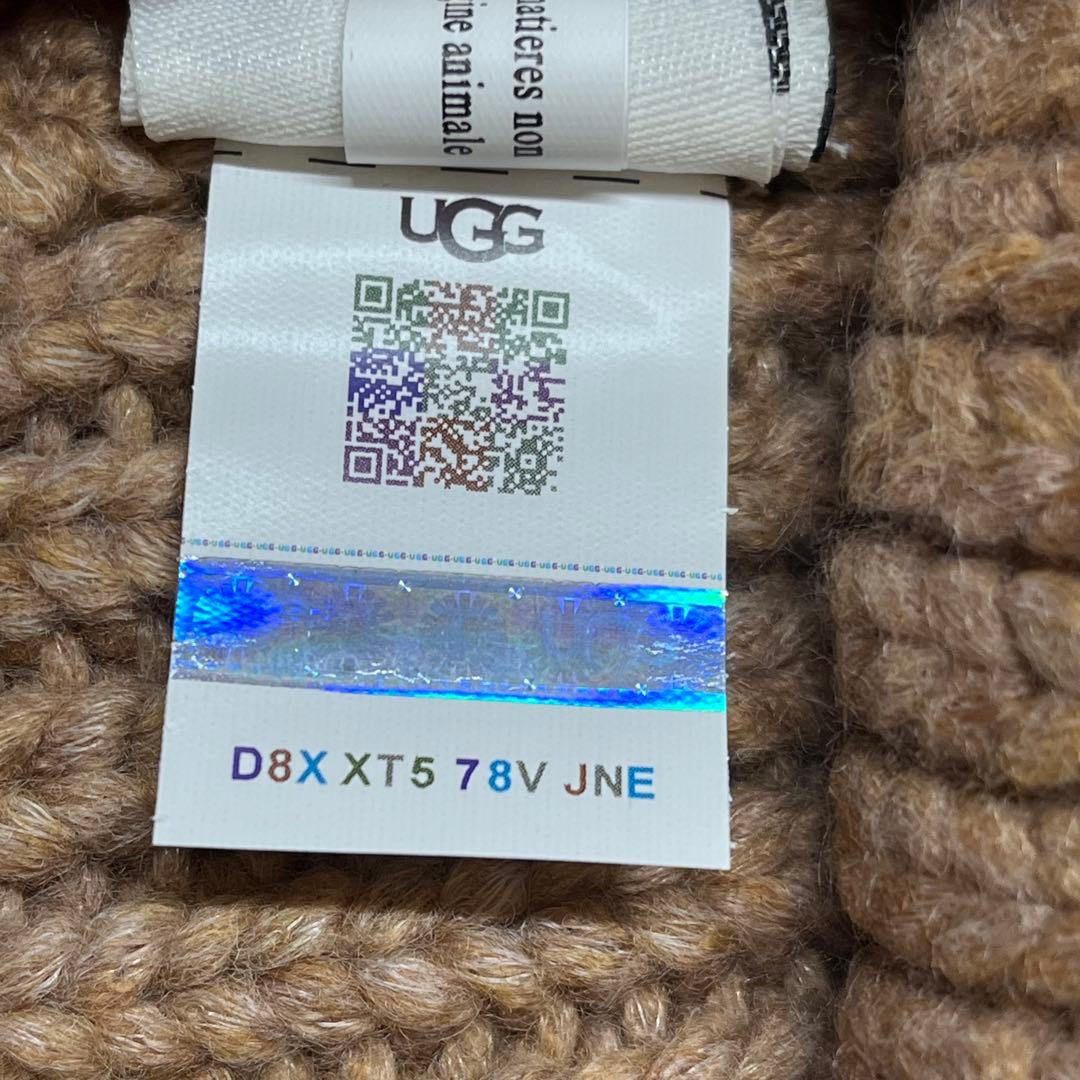 【新品未使用】UGG ニット帽 ビーニー　キャメル　01