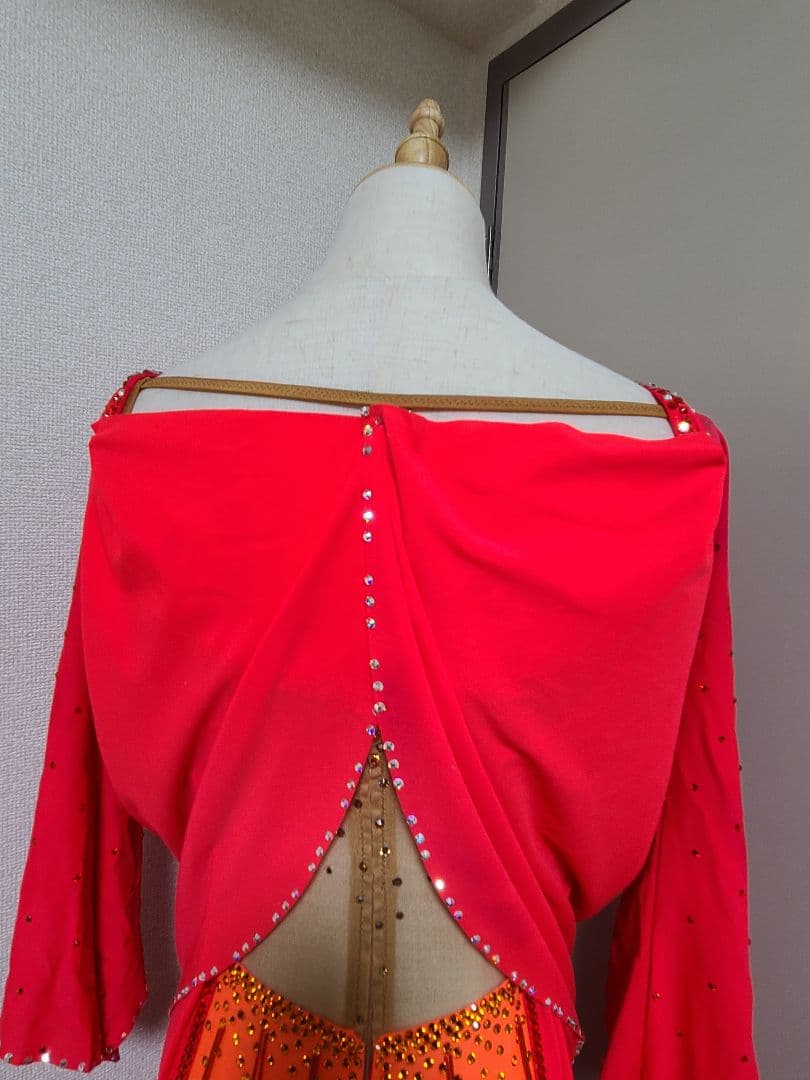 【3/31まで限定値下げ】社交ダンス　赤×オレンジ　ラテンドレス フレアスリーブ