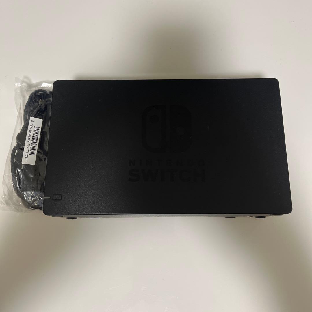 Nintendo Switch 本体（初期版）グレー キャリングケース付き