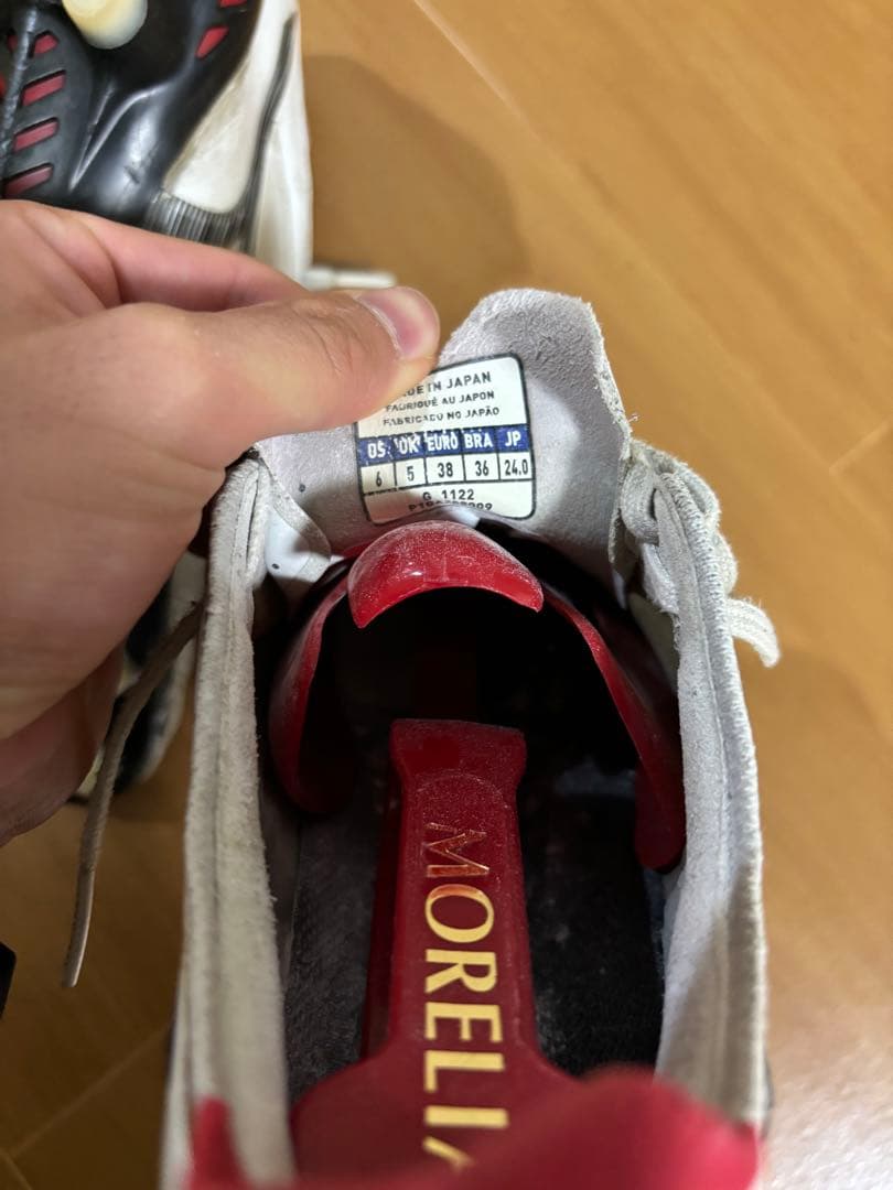 ミズノ モレリアネオ3 24.0