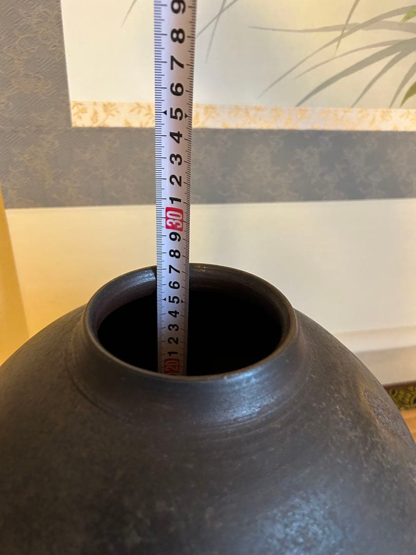 桃蹊堂　備前壺(桃山窯)の桟切（さんぎり）