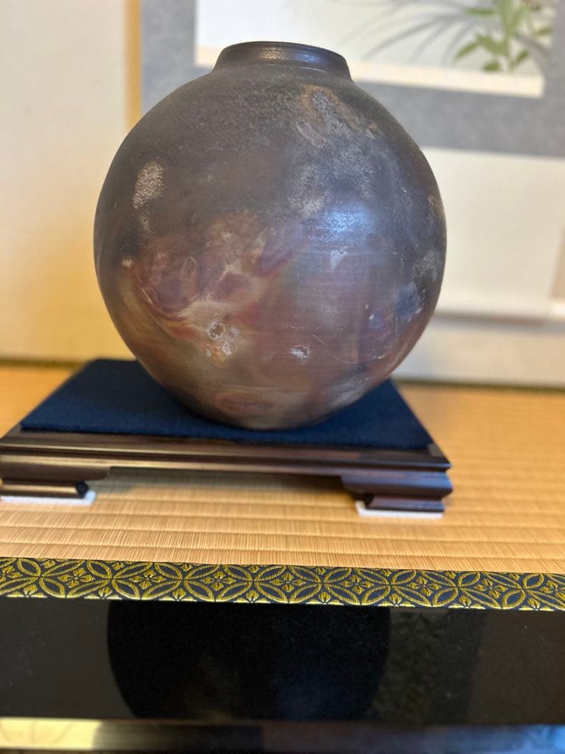 桃蹊堂　備前壺(桃山窯)の桟切（さんぎり）