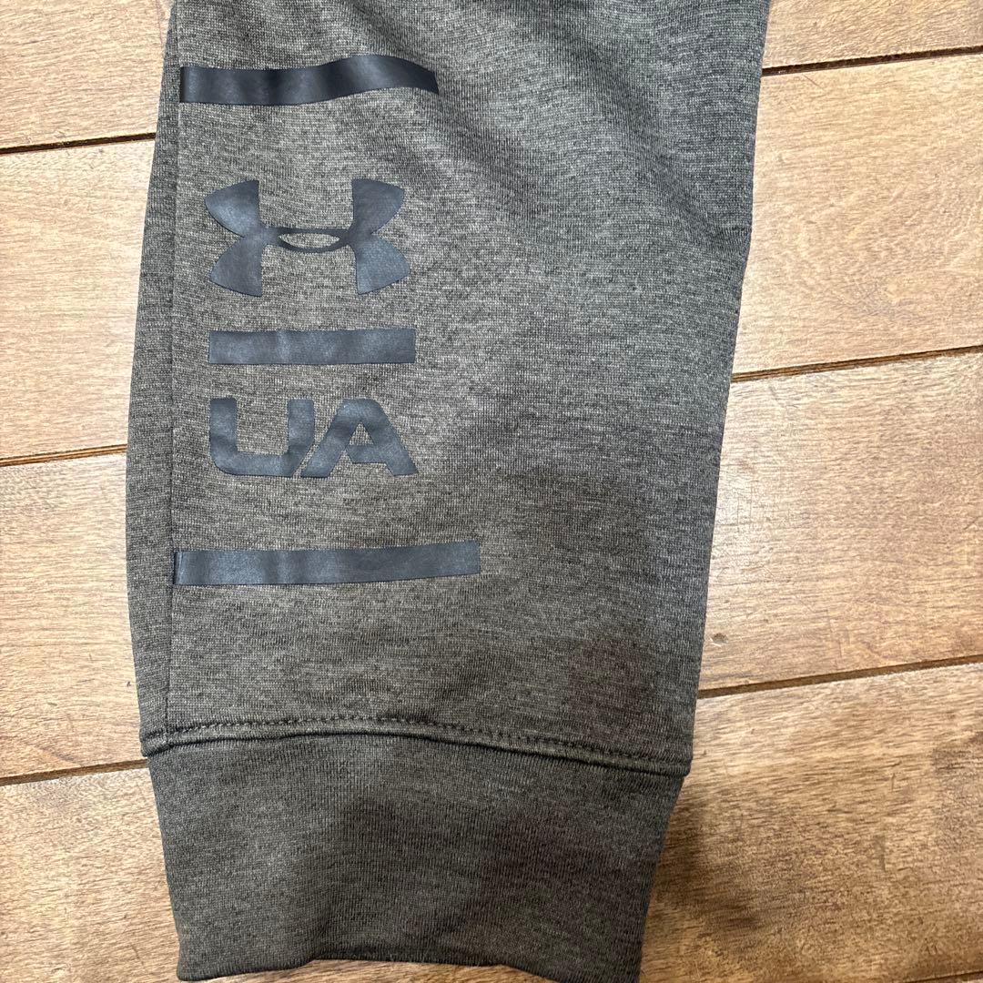 【極美品】アンダーアーマー ジャージ上下 セットアップ パーカー M