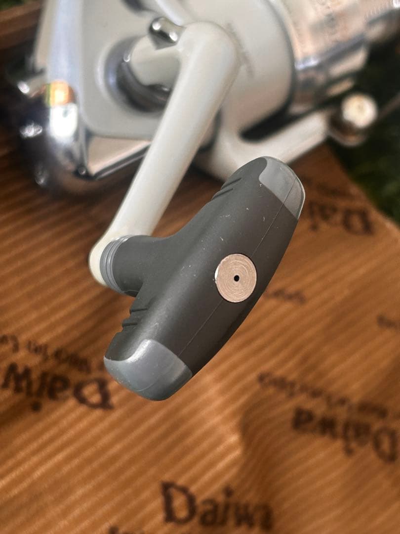 Daiwa EMBLEM-X 2500iA フィッシングリール