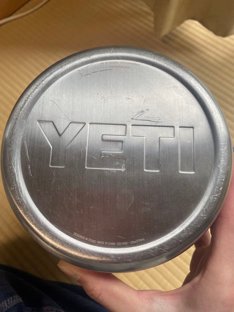 YETI ワンガロンジャグ