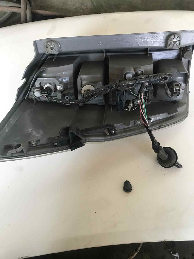 美品　ステップワゴンスパーダ　RK5前期　純正テールランプ