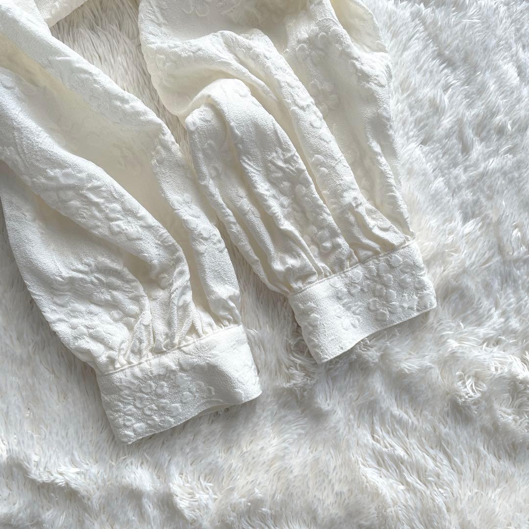 極美品✨ohga furuit オーガ フローラルパターンブラウス ペプラム