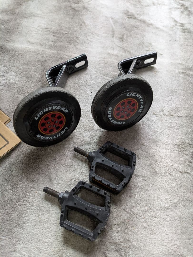 カーズ幼児用自転車16インチ