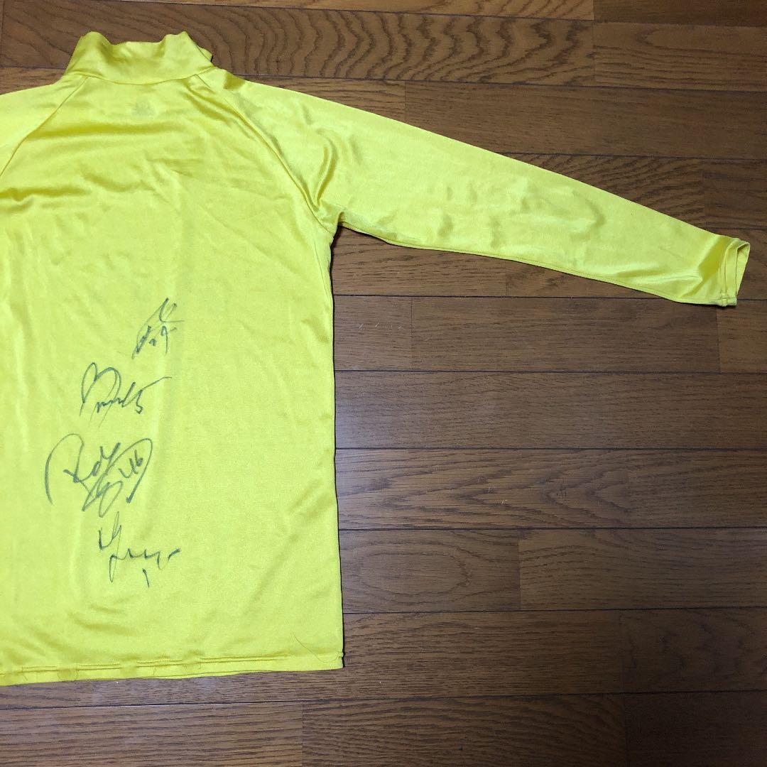 サッカーウェア　セレッソ大阪　サイン入り　インナーシャツ　清武弘嗣　山口蛍　など