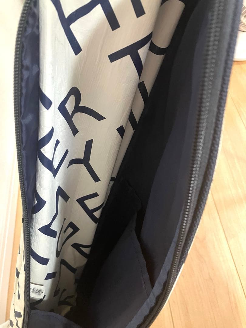 トミーヒルフィガーゴルフ　クラブスタンド　ゴルフバッグ　ホワイト×ネイビー