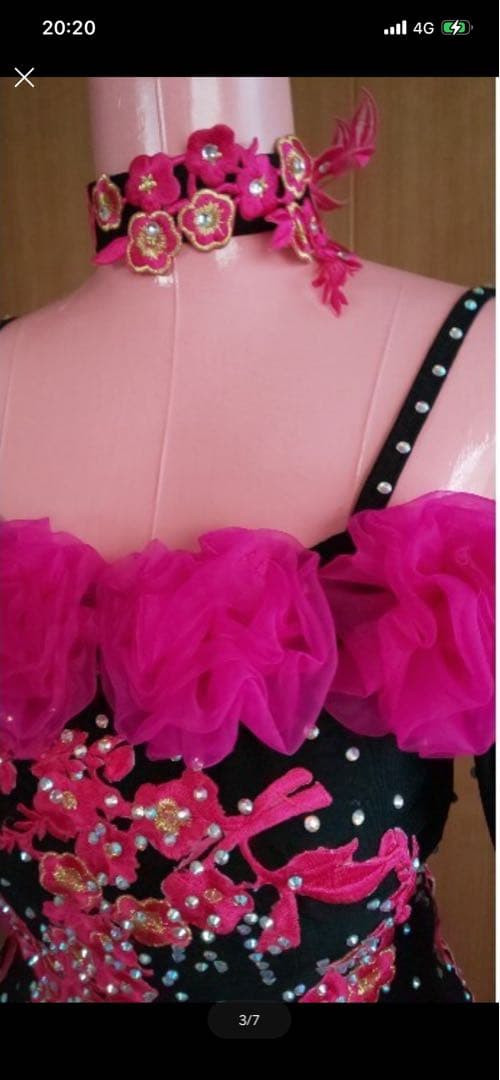 ピンク フラワー装飾 オフショルダーダンスドレス