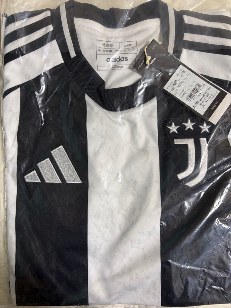 ユベントス 24-25 ホームユニフォーム Lサイズ 新品未開封