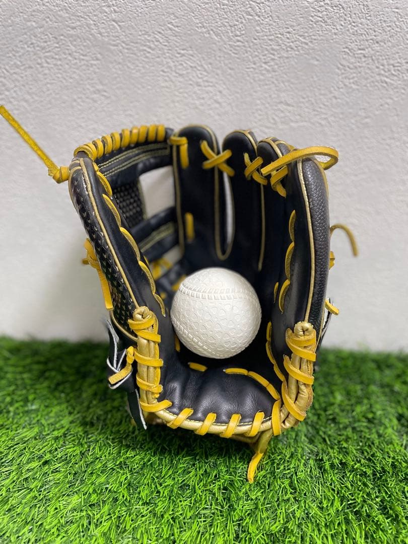 ウィルソン ワナビーヒーロー 内野手 グローブ 小指2本入れ コユニ