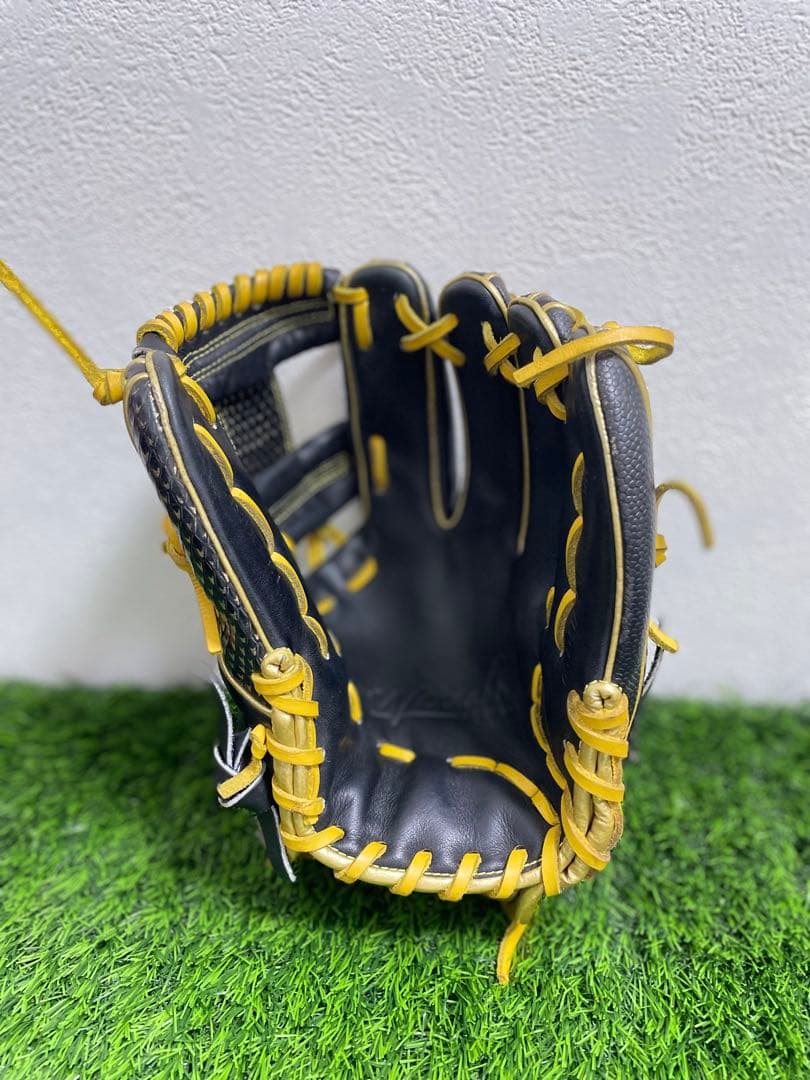 ウィルソン ワナビーヒーロー 内野手 グローブ 小指2本入れ コユニ