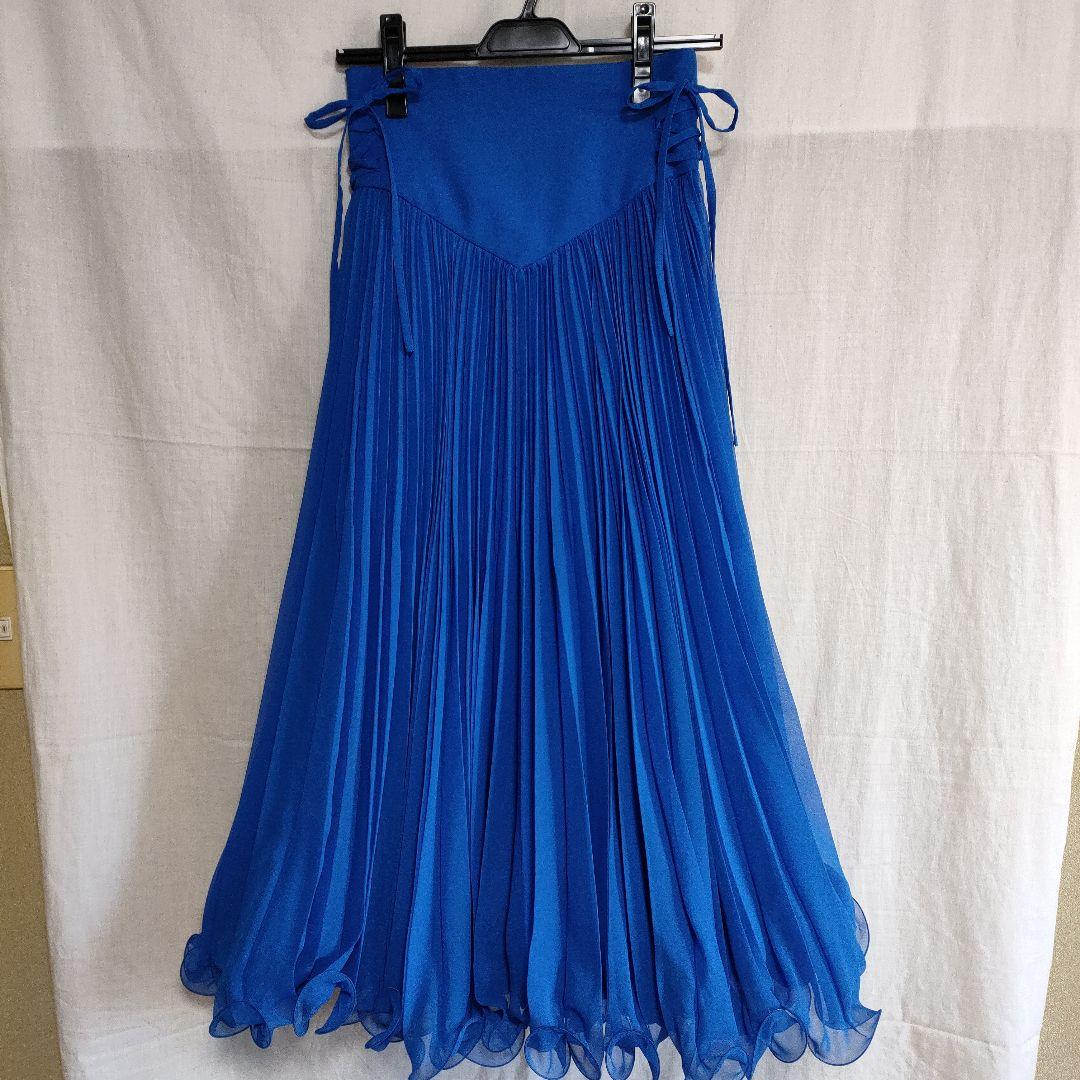 チャコット　青いシフォンプリーツスカート　裏地付き　たっぷりフリル