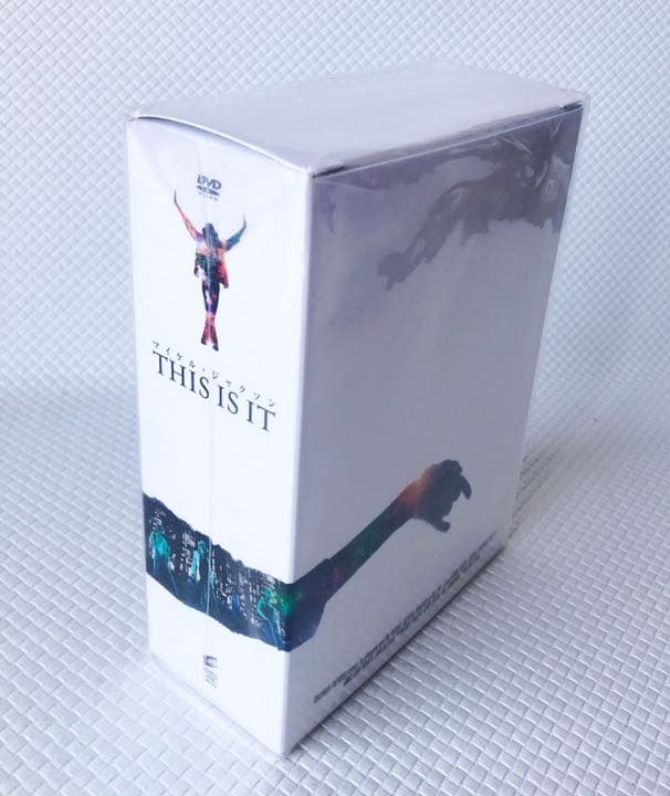 マイケル・ジャクソン THIS IS IT メモリアルDVD-BOX