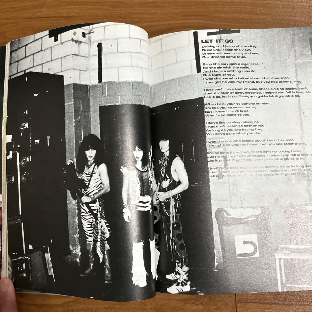 LOUDNESS ラウドネス　シャドウズ・オブ・ウォー　バンドスコア　初版　譜面