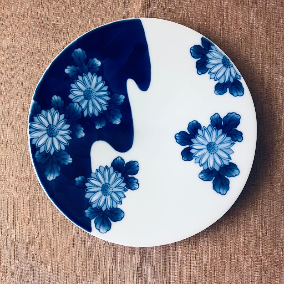 深川製磁　染付　菊模様6寸皿　有田焼　手書き　ハンドペイント