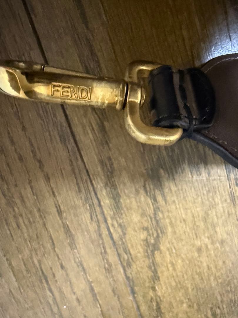 m　新品未使用！FENDIショルダーストラップ