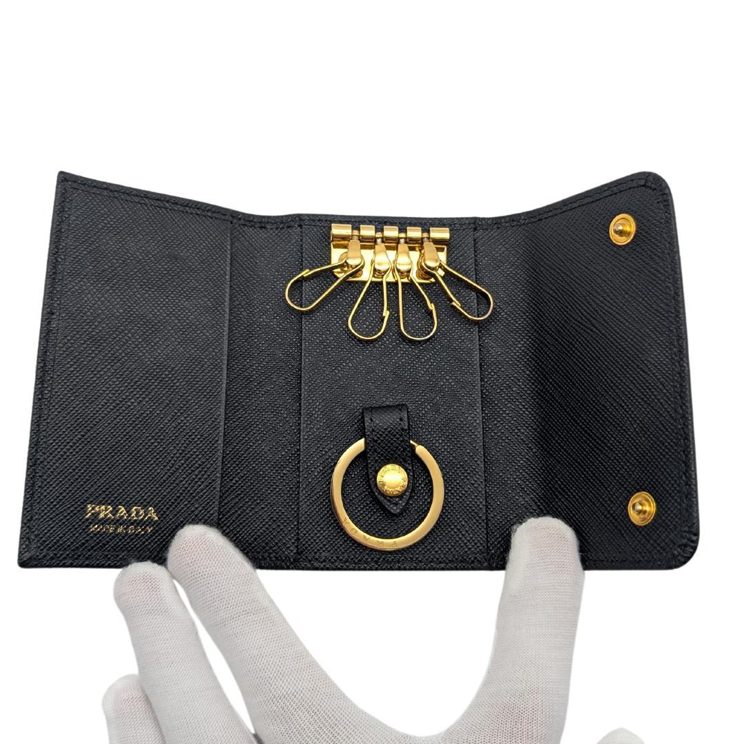 〈美品〉PRADA プラダ キーケース サフィアーノ キーホルダー