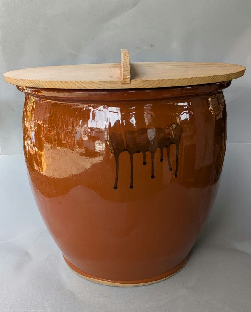 0002.日本製/常滑焼甕/木蓋付きかめ壺/32号