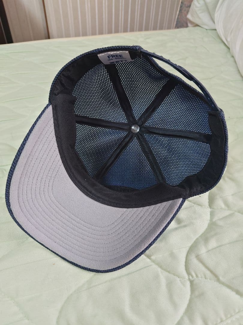 新品未使用　中京大中京　野球部帽子　ネイビー C刺繍　貴重品