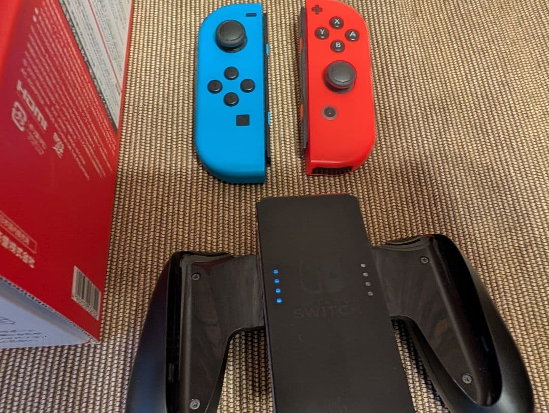 【中古】Nintendo Switch 本体 ジョイコン付き 箱あり