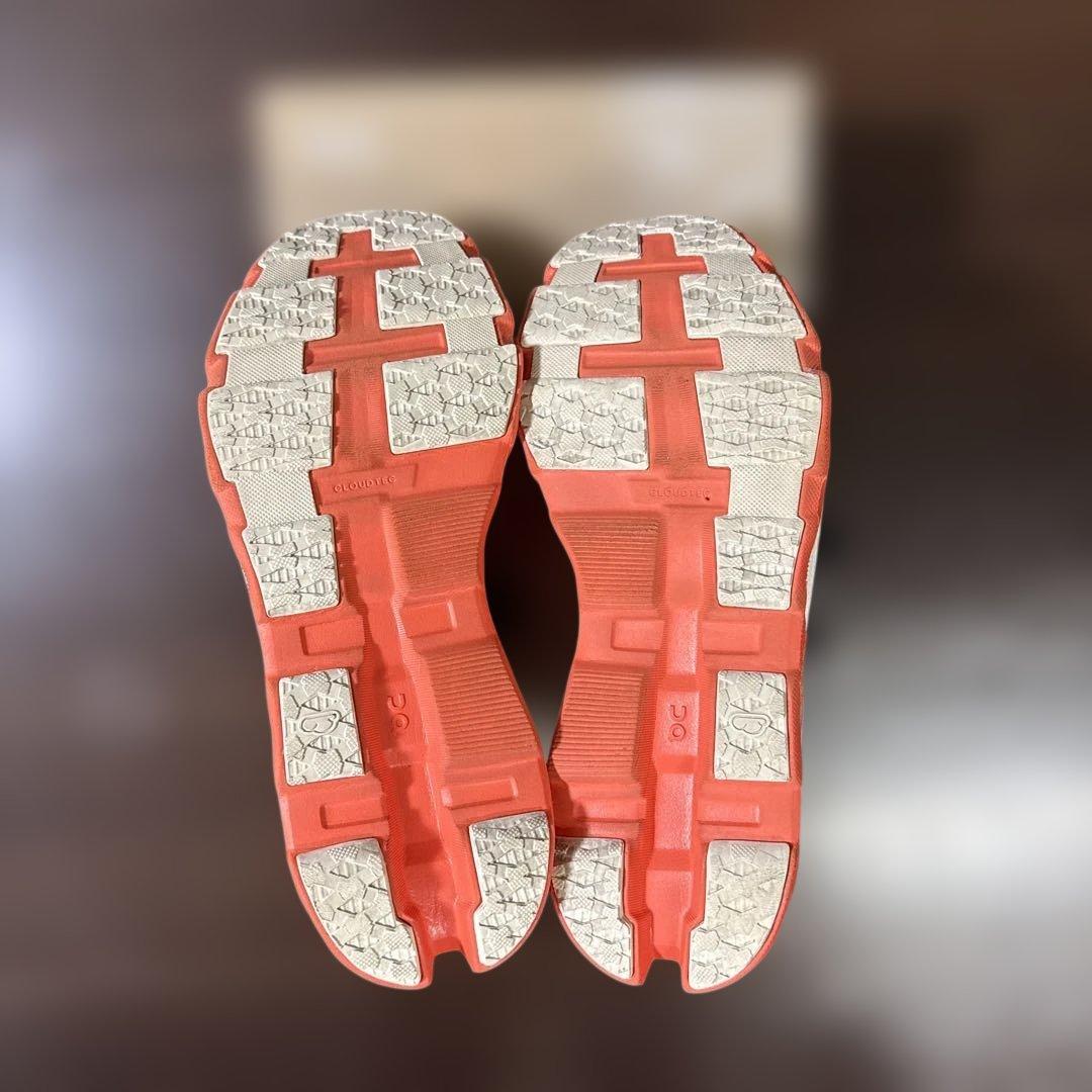 オン　クラウドモンスターハイパー　26.0cm