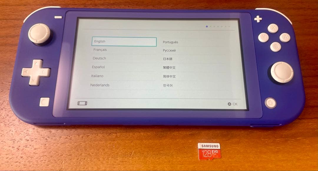 Nintendo Switch Lite スイッチライト本体　ブルー