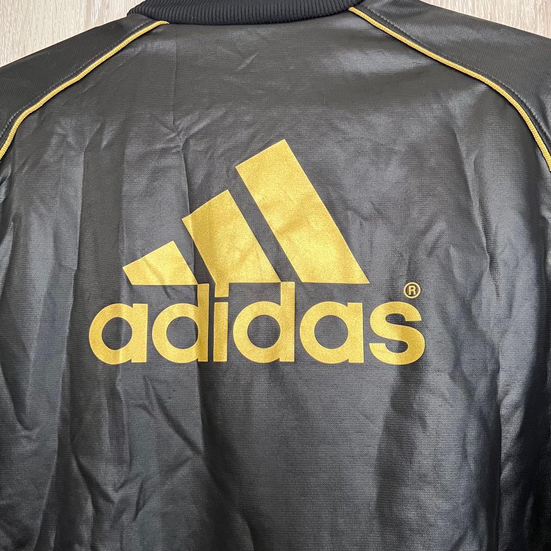 美品 adidasコーティング トラックジャケットSサイズ上下セット 着画あり⭐︎