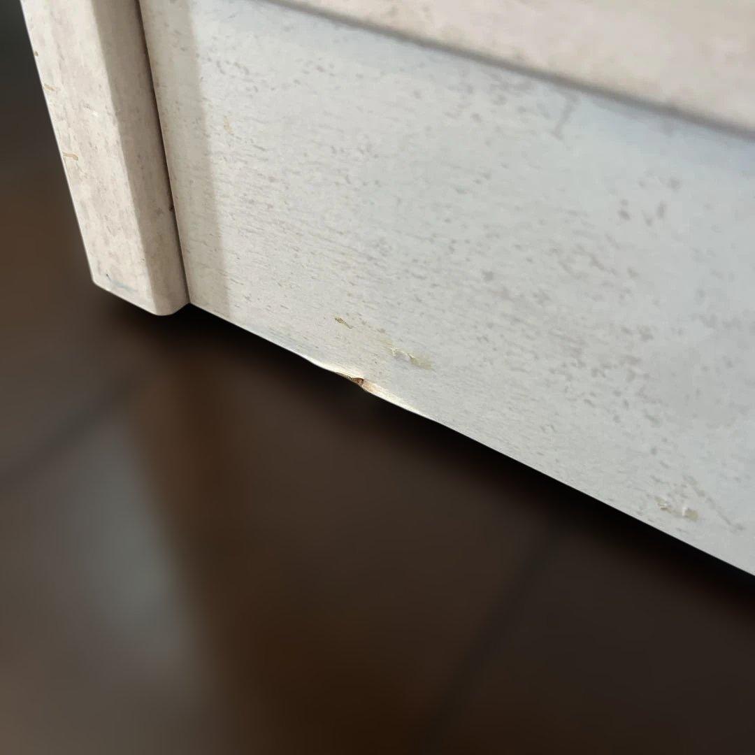 モダン木製キッチンカウンター ガラス扉付き・食器棚