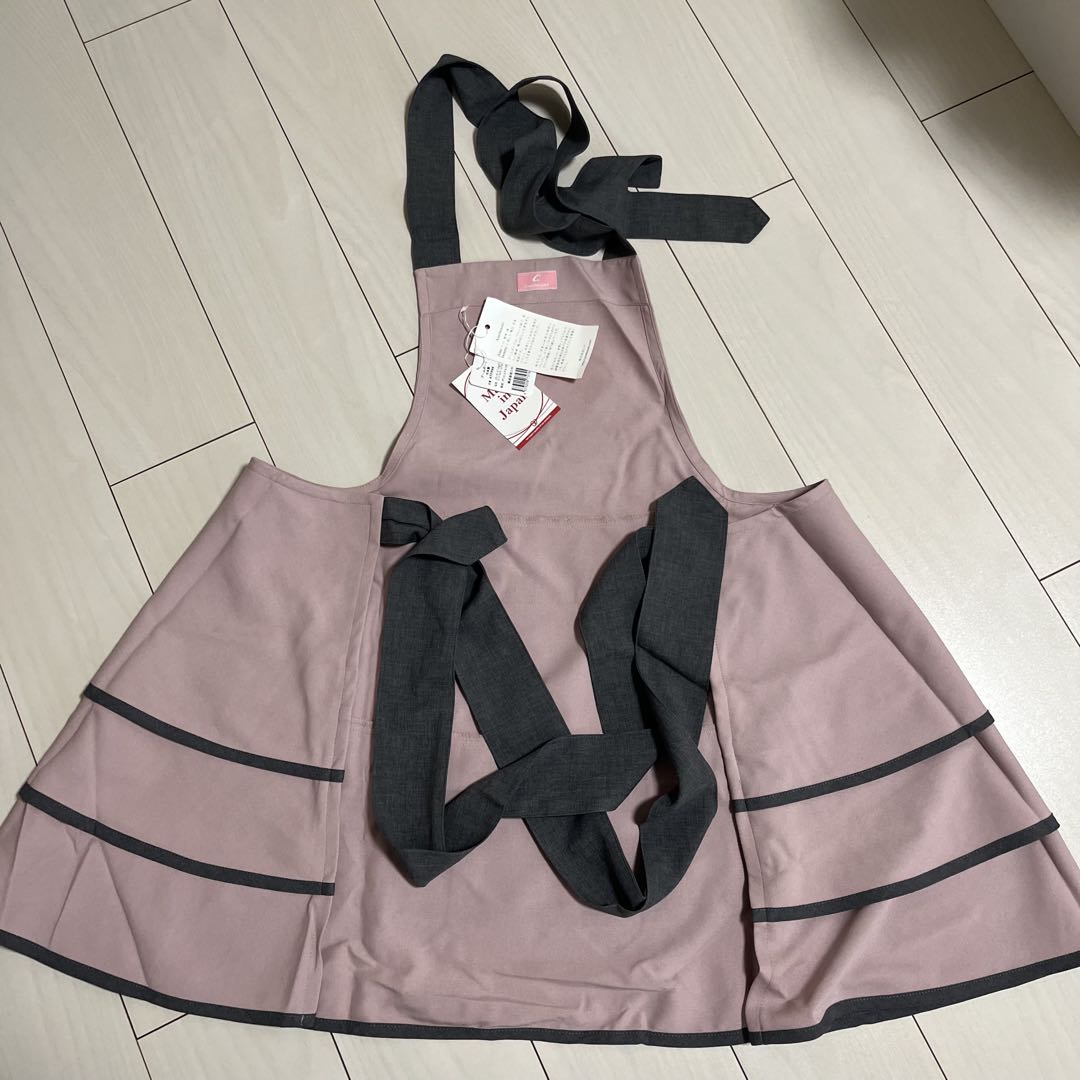 新品　Amebeaute アームボーテ　エプロン ATFR44 ピンク&グレー