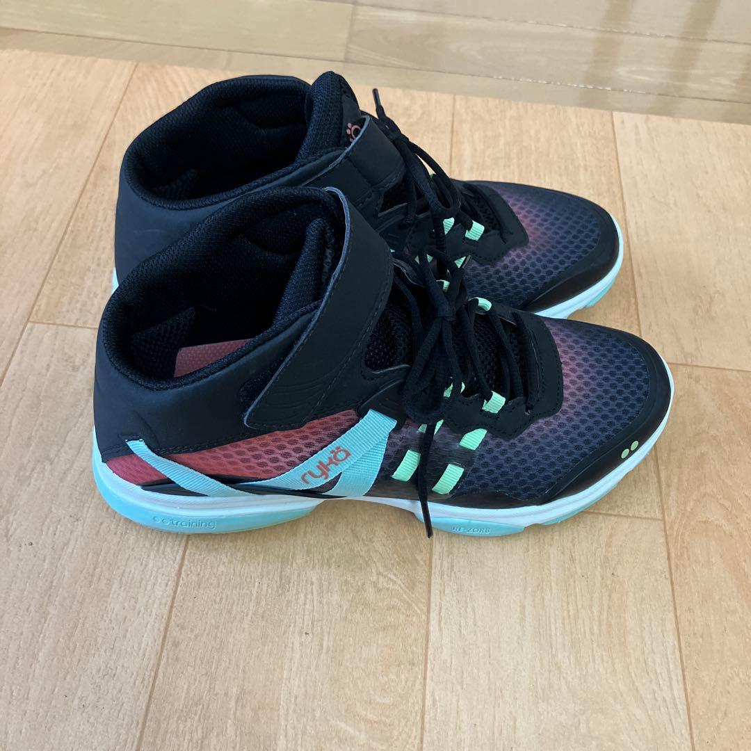 ライカのズンバ用シューズ ブラック/レンガ色/ミント24.5cm