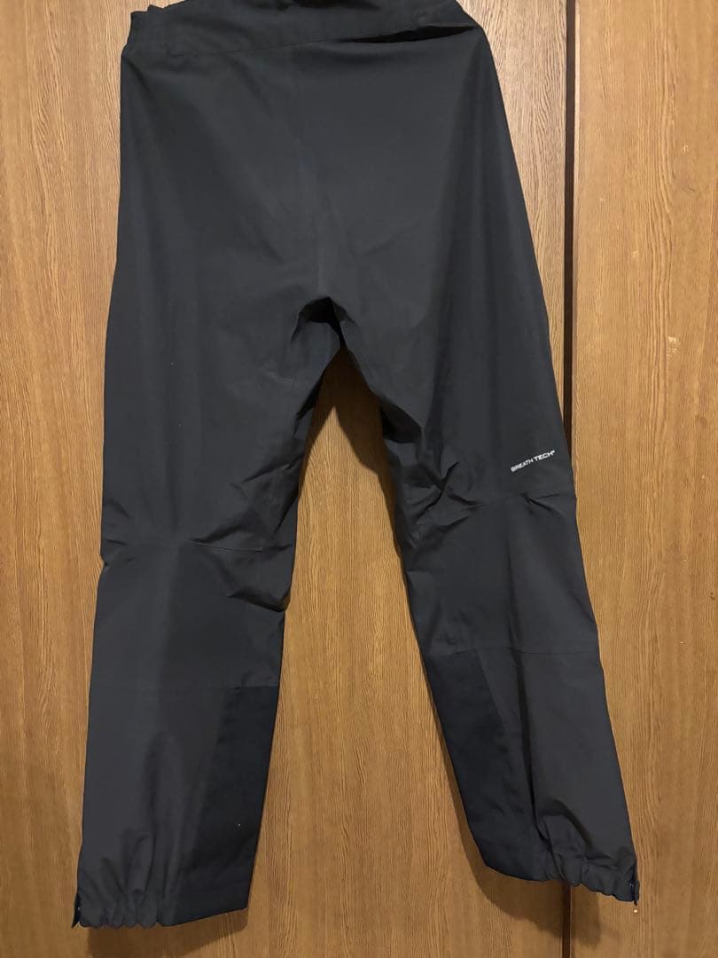 オンヨネ　スキーレインウェア