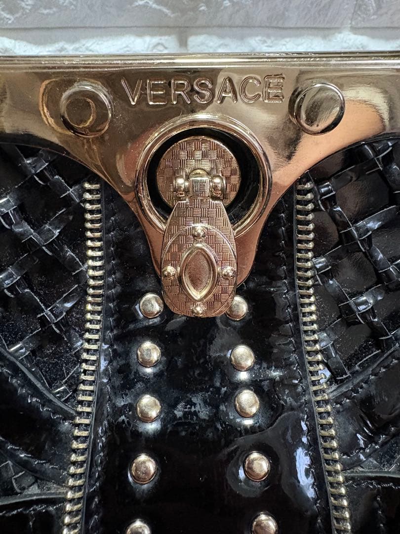 き*読様 VERSACE ブラック編み込みバッグ