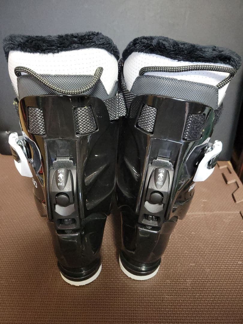 スキーブーツ　STREULE 　サイズ8
