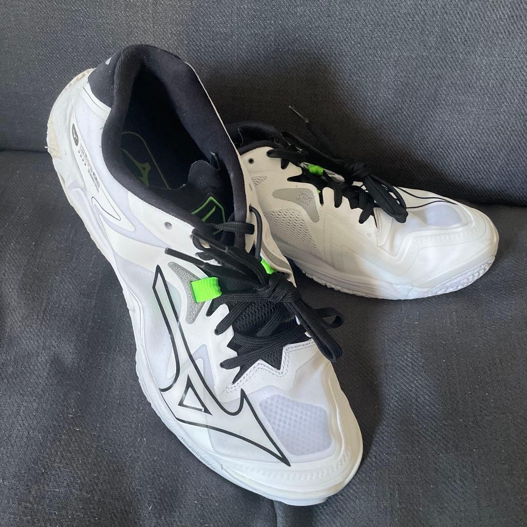 Mizuno バレーボールシューズ Wave Lightning Z8 WIDE
