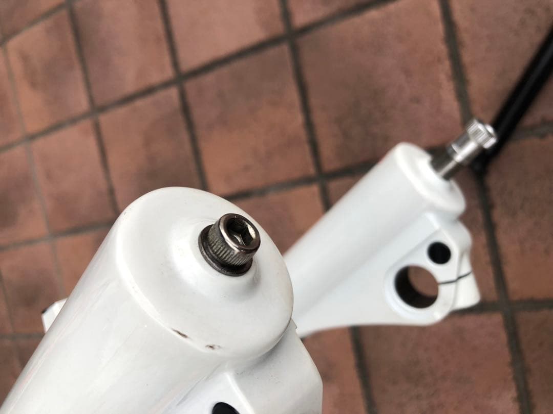 SRSUNTOUR DURO サスペンションフォーク 26インチ20mmアクスル