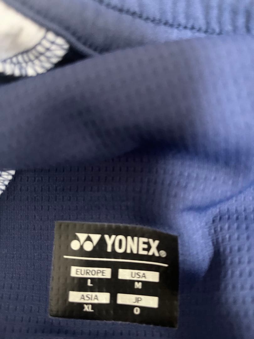 YONEX 抽象デザイン ショートパンツ JP O