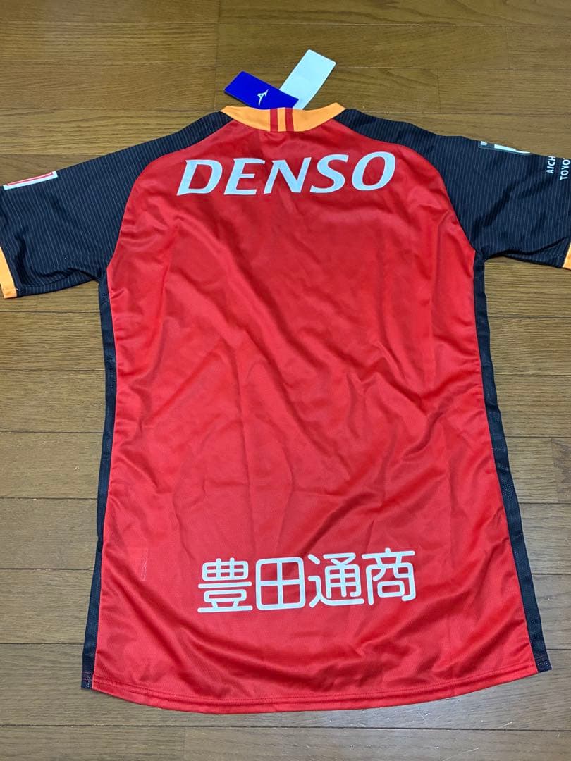 名古屋グランパス　オーセンティックユニフォーム　Mサイズ　新品