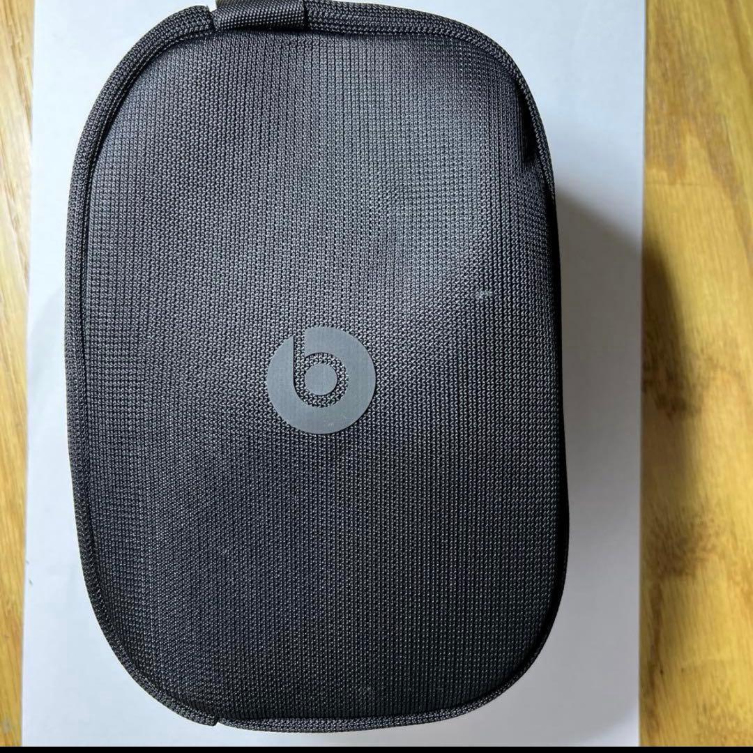 Beats Studio Pro ネイビー