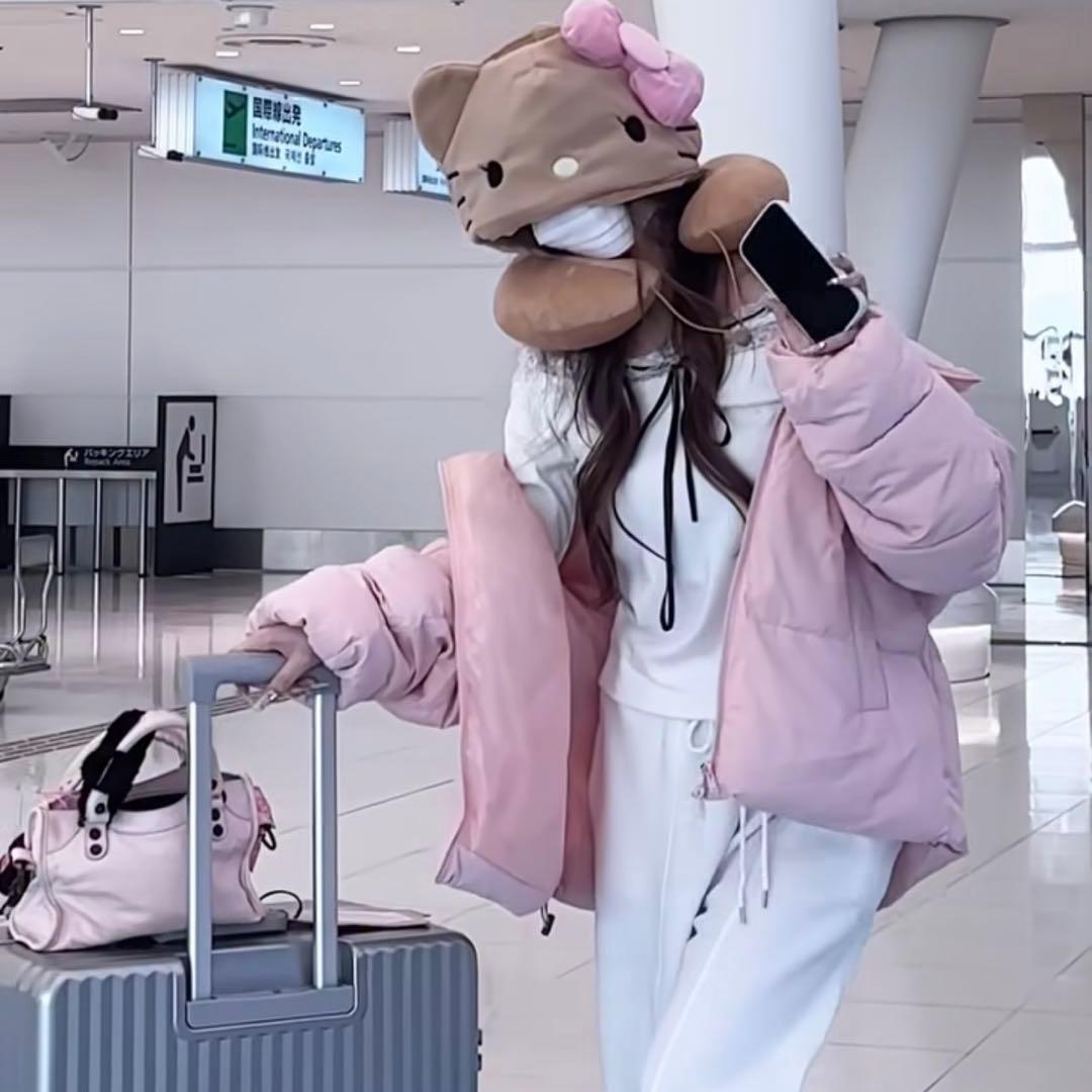 K様　2点分　キティ　枕　キティーちゃん　ピロー　ネックピロー　キティちゃん